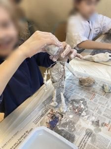 Pratiquer la sculpture à l'école