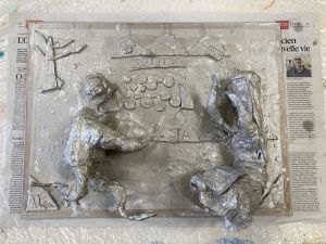 Peindre son bas-relief avec de la peinture acrylique